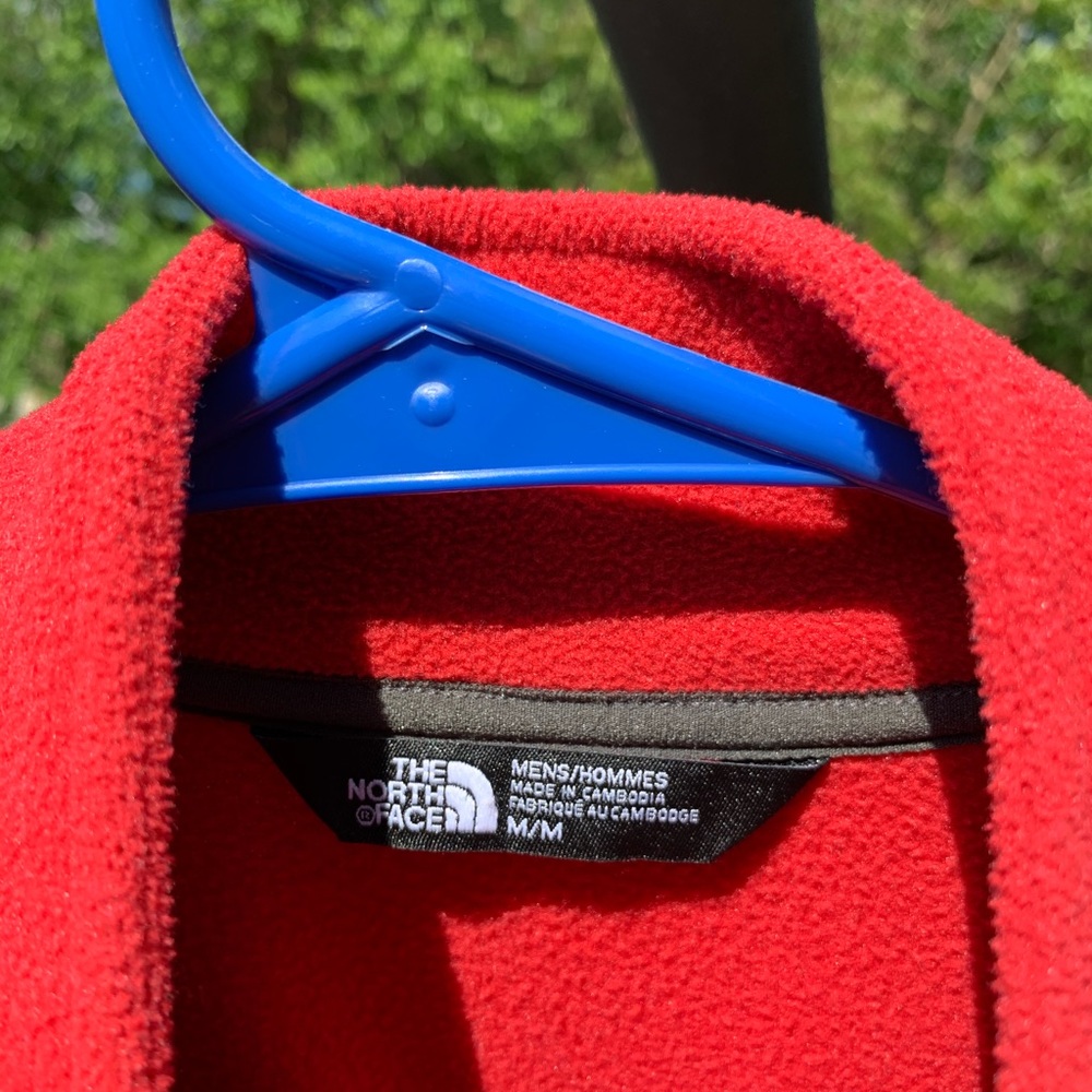 North Face full zipper fleece with zipper pockets